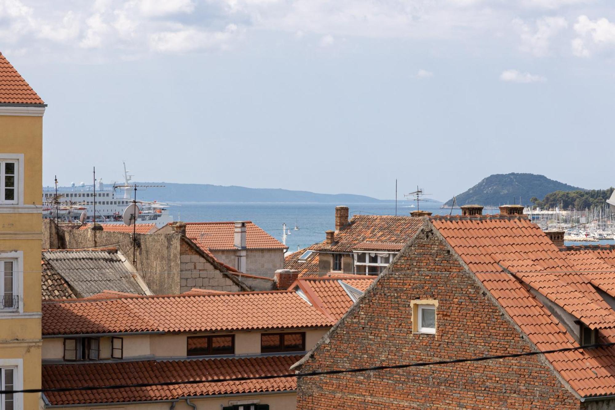 Lions Suites Split Exterior foto